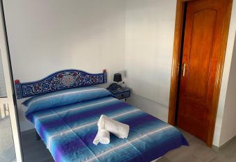 Casa Salma has Balcony rooms