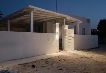 Marsa House has Balcony rooms