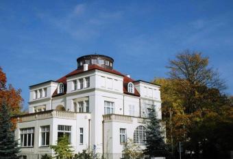 G  stehaus Leipzig allows 18 year olds to book a room