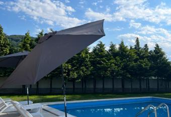 Drinska   arolija has Balcony rooms