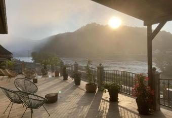 Goldene Wachau - Privatzimmer allows 18 year olds to book a room