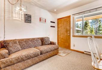 Modest and Cozy Unit Budget-Friendly with Incredible Location & Onsite Amenities PM6D allows 18 year olds to book a room