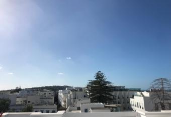 Cosy Appart - Central & Near main interest points has Balcony rooms