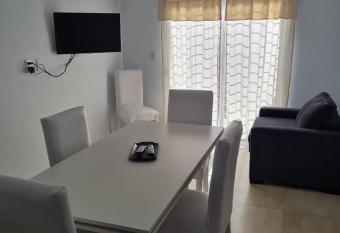 Del Sur Alquiler temporario has Balcony rooms