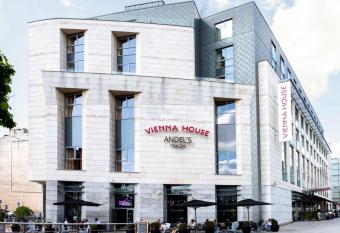 Vienna House by Wyndham Andel s Cracow has Balcony rooms