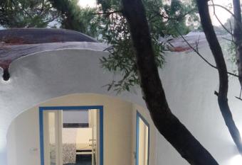 Villa Enrica has Balcony rooms