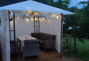 Markveien10 - Koselig og sentrumsn  rt hus p   Grim, Kristiansand has Balcony rooms