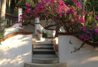 Casa Flor de Mar has Balcony rooms