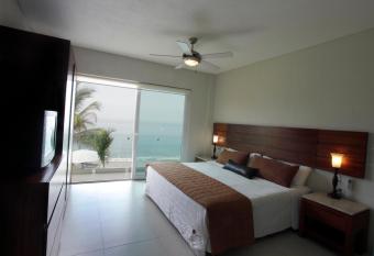 Condominio Marlica has Balcony rooms
