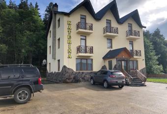 Katerina allows 18 year olds to book a room