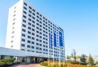 Novotel Katowice Centrum allows 18 year olds to book a room