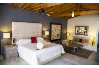 Hotel Spa Sitio Sagrado allows 18 year olds to book a room