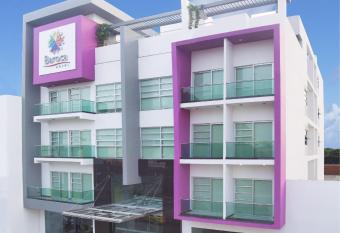 Hotel Baroca has Balcony rooms