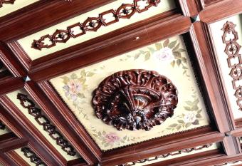 Monsenhor52 has Balcony rooms