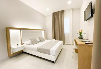 Alba e Tramonto has Balcony rooms