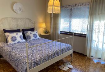 Jardim da Celeste allows 18 year olds to book a room