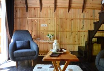 Keyf-i Sefa allows 18 year olds to book a room