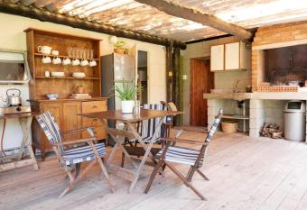 Milkwoodbend Farm Resort has Balcony rooms