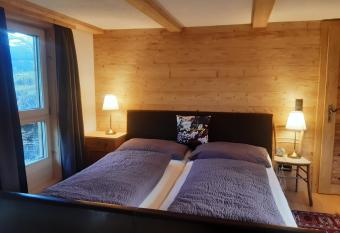 H  ttenzauber has Balcony rooms