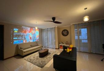 JL TOWNVILLA has Balcony rooms