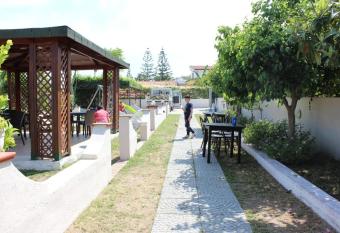 summerbeachapartments has Balcony rooms
