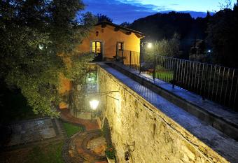 Casale l Antica Mola has Balcony rooms