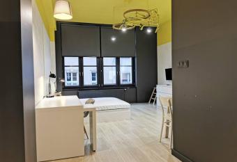 Ko  ciuszki Apart allows 18 year olds to book a room