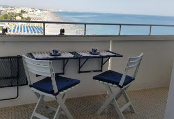 SUL MARE... has Balcony rooms