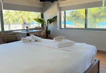 Nidus View allows 18 year olds to book a room