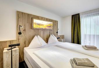 Auszeit Filzmoos allows 18 year olds to book a room