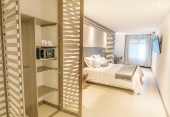 Hotel Torre Poblado has Balcony rooms