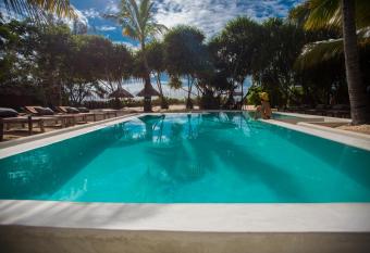 Uzuri Boutique Hotel allows 18 year olds to book a room