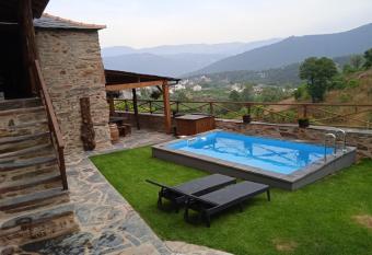 Casa da Ana - Um ref  gio na montanha has Balcony rooms