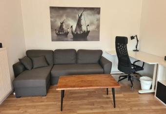 Seeschloss Wohnung 10 allows 18 year olds to book a room