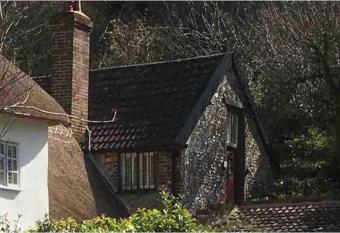 The Stable Loft...a cosy self contained apartment has Balcony rooms