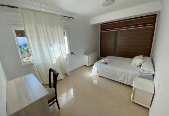 Chambres rooms tetouan Ladies only has Balcony rooms