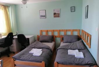 Studio Mojca allows 18 year olds to book a room