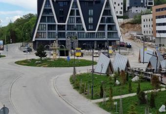 Central Lux Bjela  nica has Balcony rooms