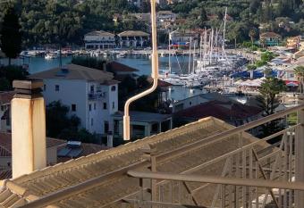 SIVOTA APPARTMENT 2 has Balcony rooms