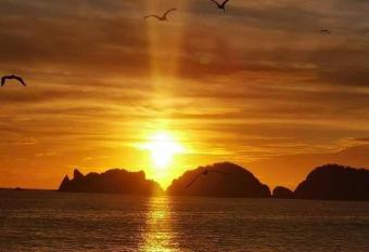 CASA PLAYITA MELAQUE has Balcony rooms