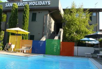 San Marco Holidays has Balcony rooms