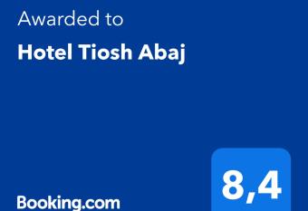 Hotel Tiosh Abaj has Balcony rooms