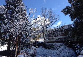 The Fishermen's Oasis - 3BR/2BA has rooms with a private hot tub