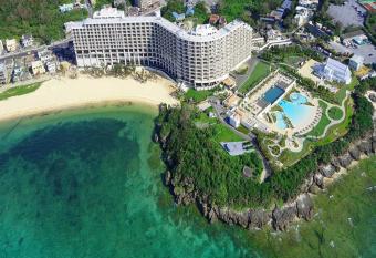 Hotel Monterey Okinawa Spa & Resort has Balcony rooms
