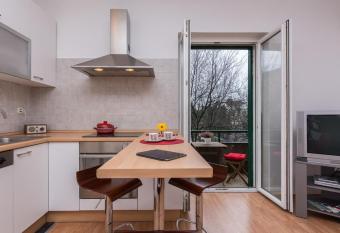 Near Old Town has Balcony rooms