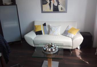 Ferienwohnung Miraflor allows 18 year olds to book a room