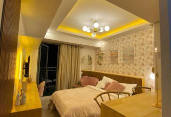 Chic Hideaway at Azure North Bali Tower has Balcony rooms