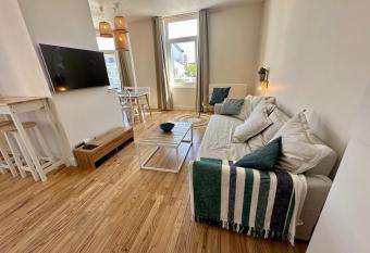 Appartement de charme - Le Grand Large has Balcony rooms