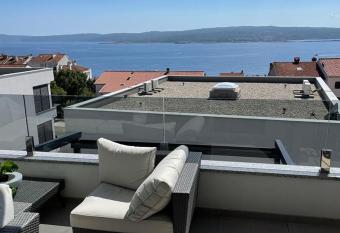 Panorama Apartment K5 has Balcony rooms