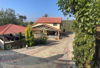 Immanamane Homestay has Balcony rooms